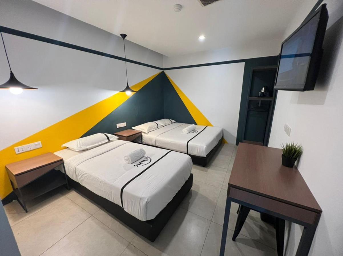 Smile Hotel Cheras Sri Permaisuri كوالالمبور المظهر الخارجي الصورة